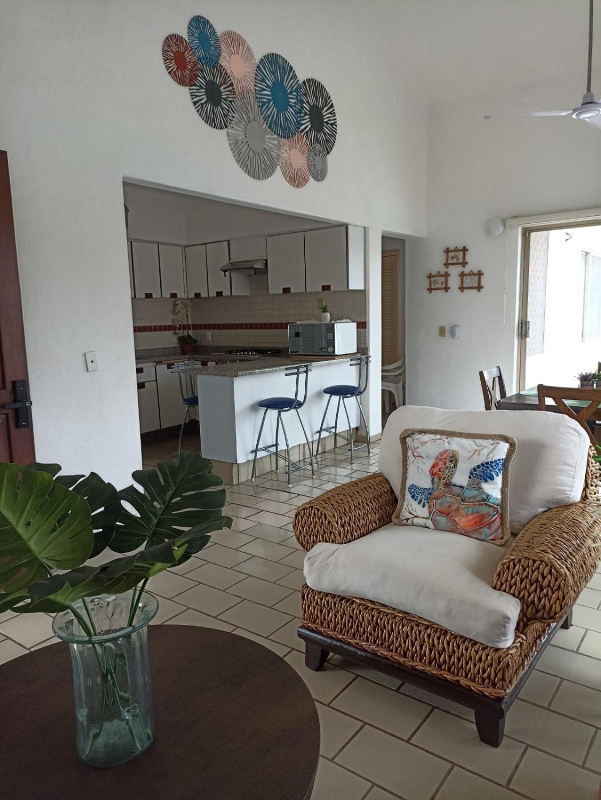 Hermoso Apartamento En Manzanillo Con Alberca Y Cancha De Tenis, Ideal Para Relajarse Y Disfrutar De Una Escapada Tranquila En El Paraiso Tropical Екстер'єр фото